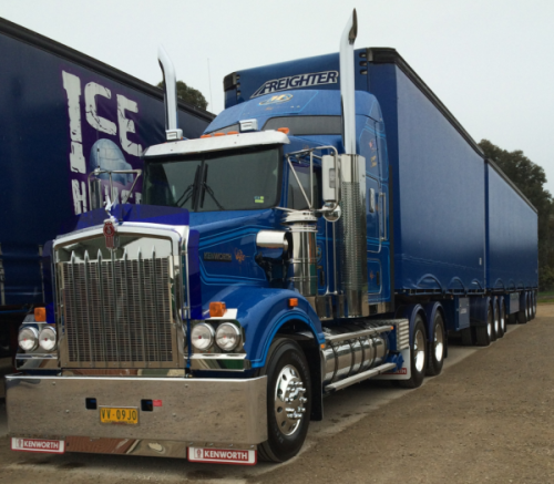 SAR.Kenworth.tautliner2
